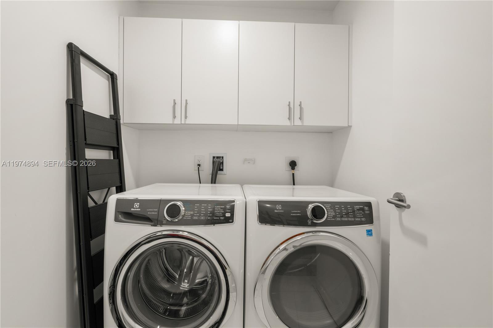 851 NE 1st Ave #4207, Miami FL 33132