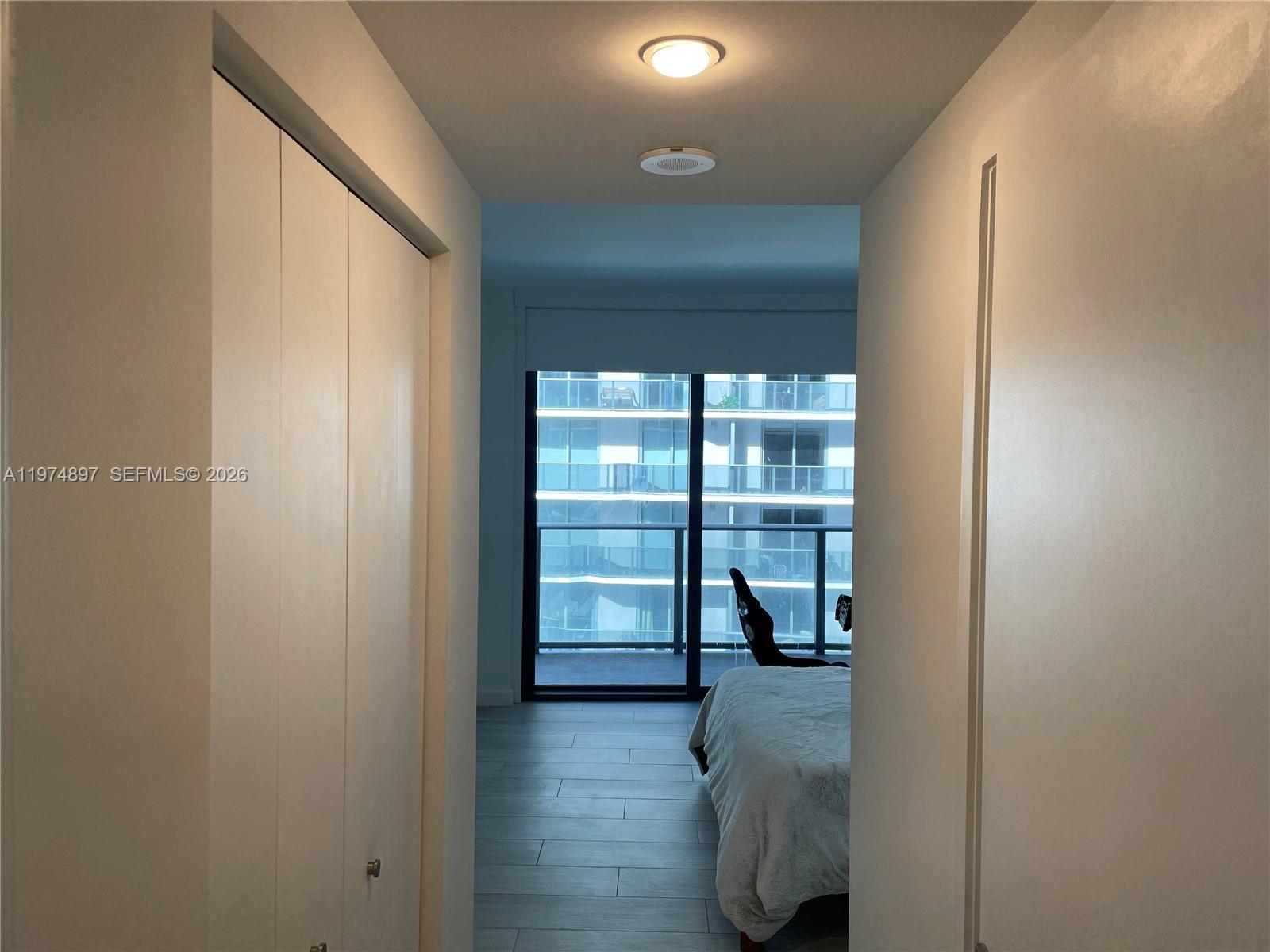 45 SW 9th St #1206, Miami FL 33130