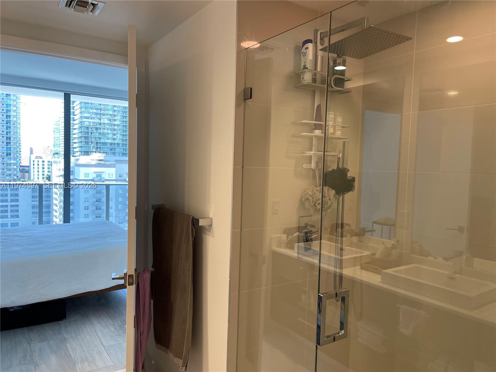 45 SW 9th St #1206, Miami FL 33130
