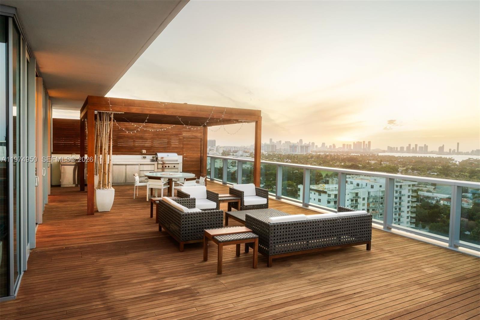 2901 E Collins Ave #1602, Miami Beach FL 33140