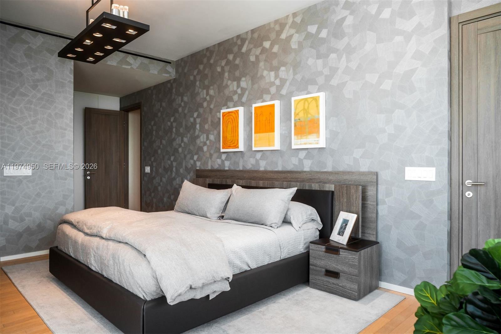 2901 E Collins Ave #1602, Miami Beach FL 33140