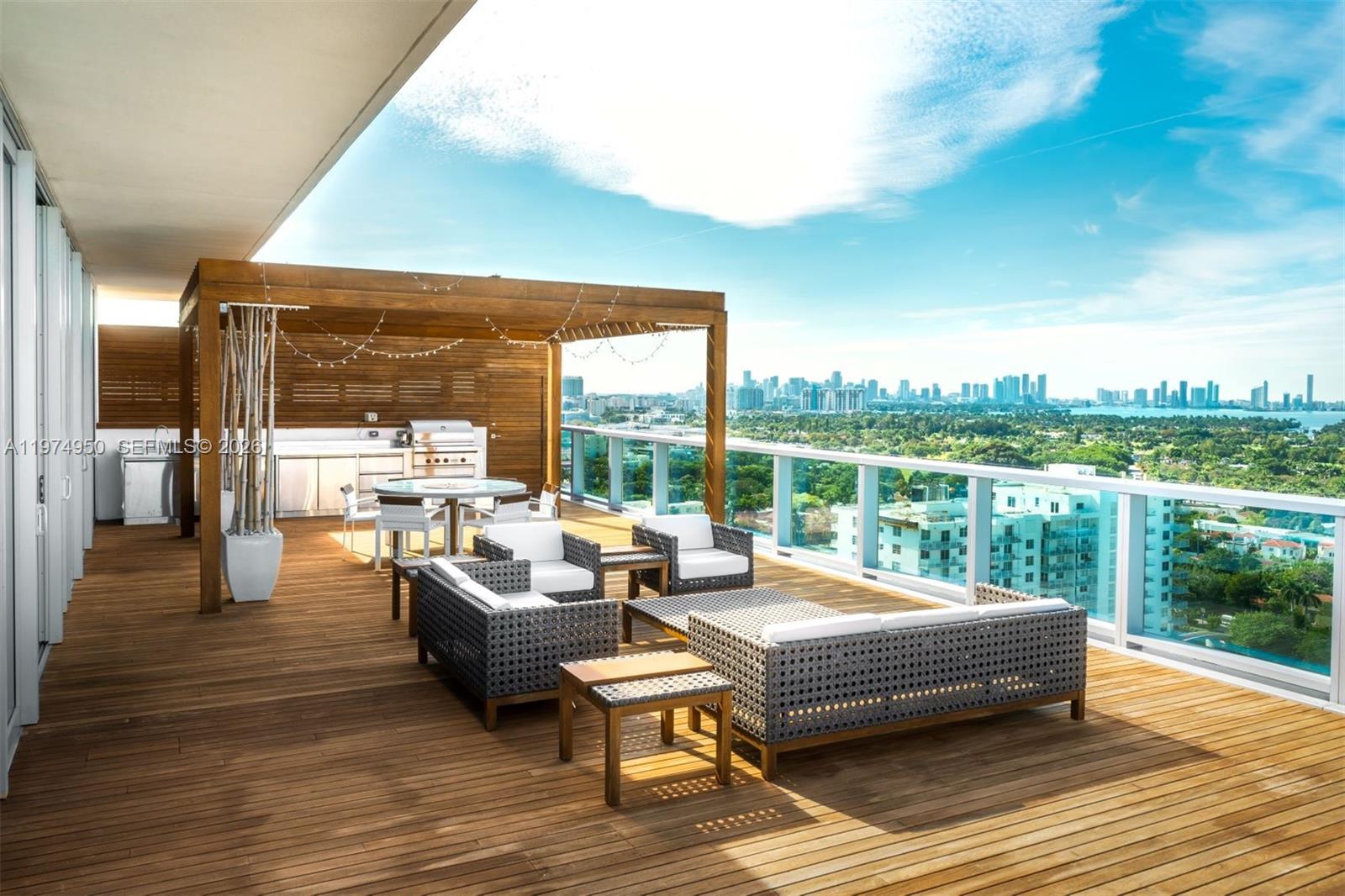 2901 E Collins Ave #1602, Miami Beach FL 33140
