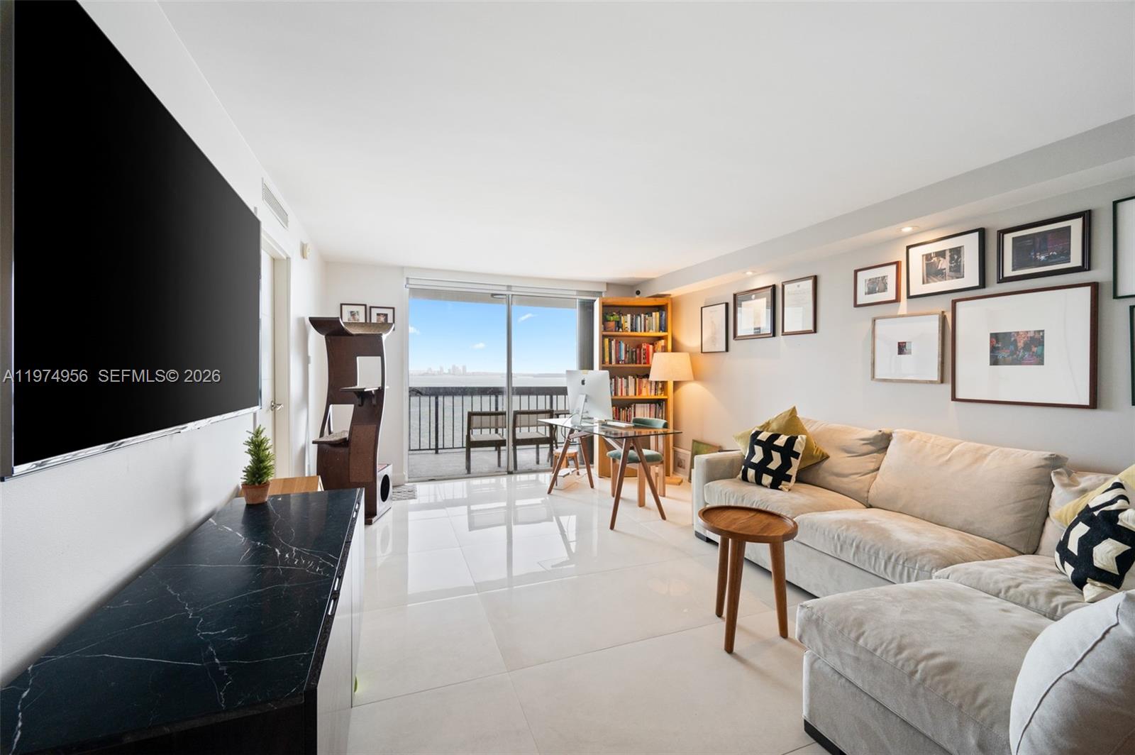 2333 Brickell Ave #1909, Miami FL 33129