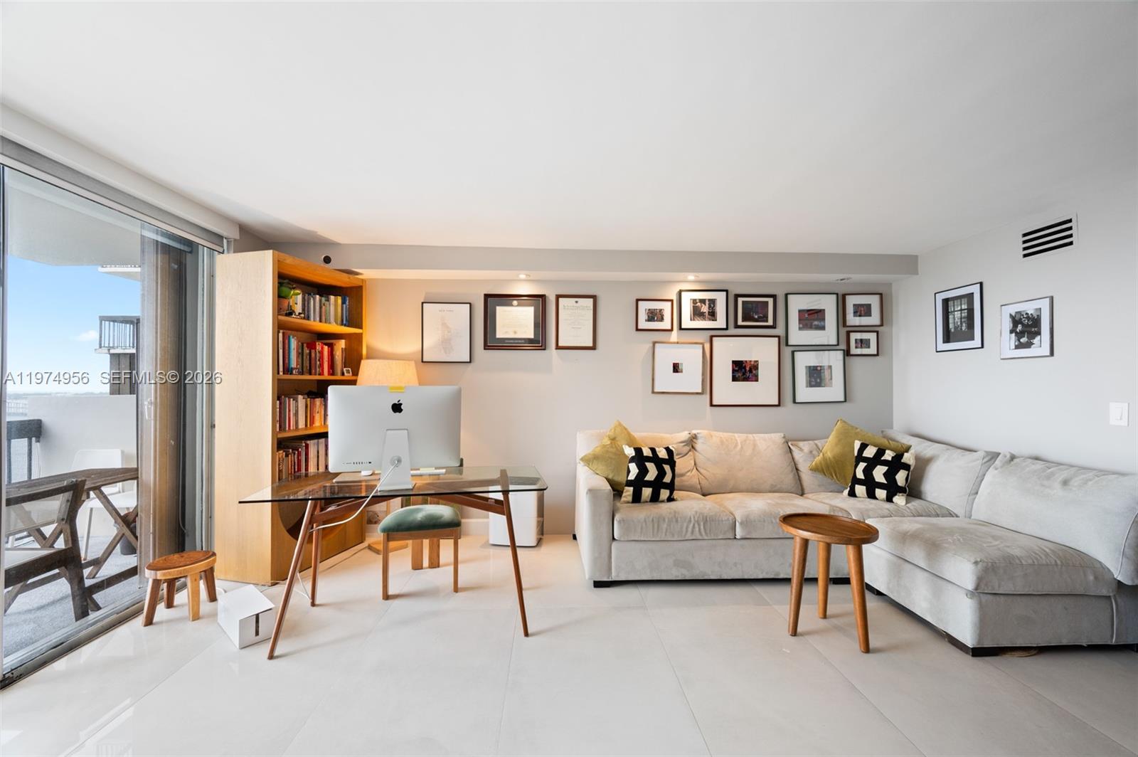 2333 Brickell Ave #1909, Miami FL 33129