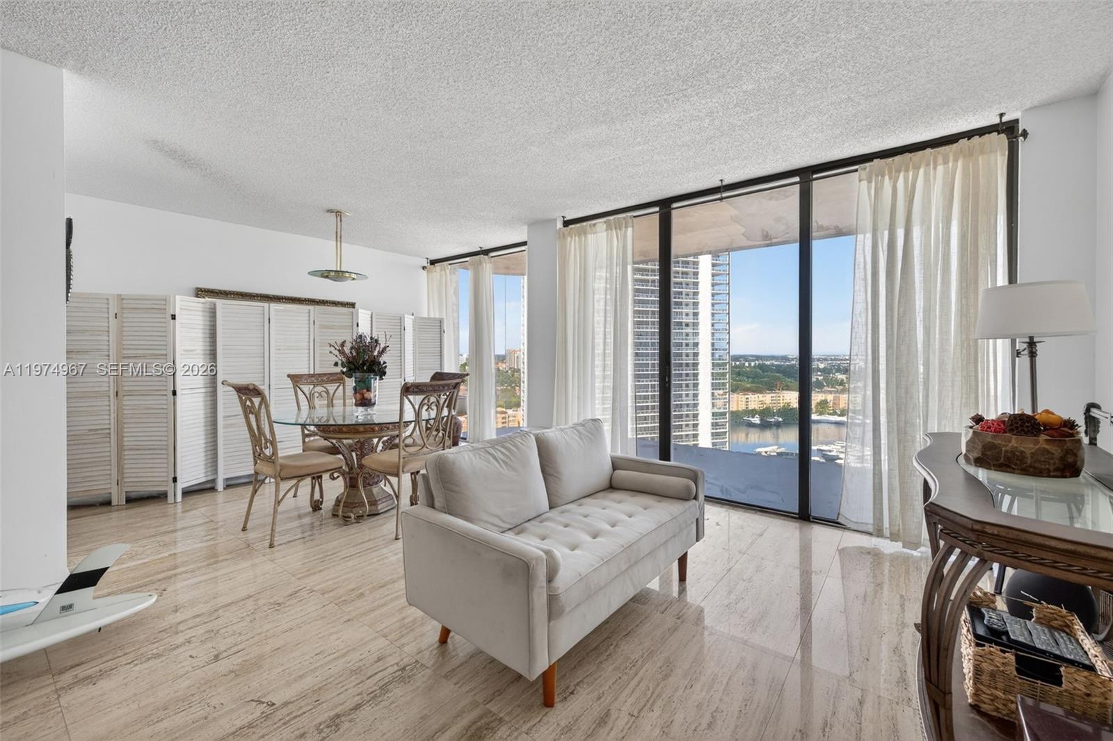 19355 Turnberry Way #17C, Aventura FL 33180