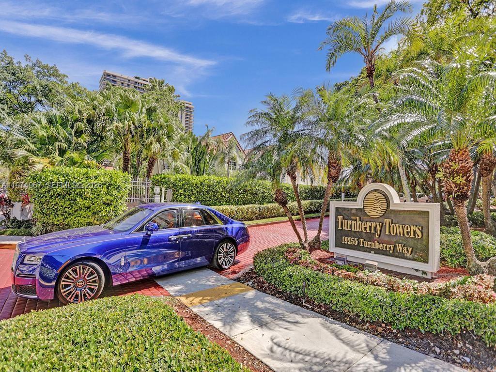 19355 Turnberry Way #17C, Aventura FL 33180