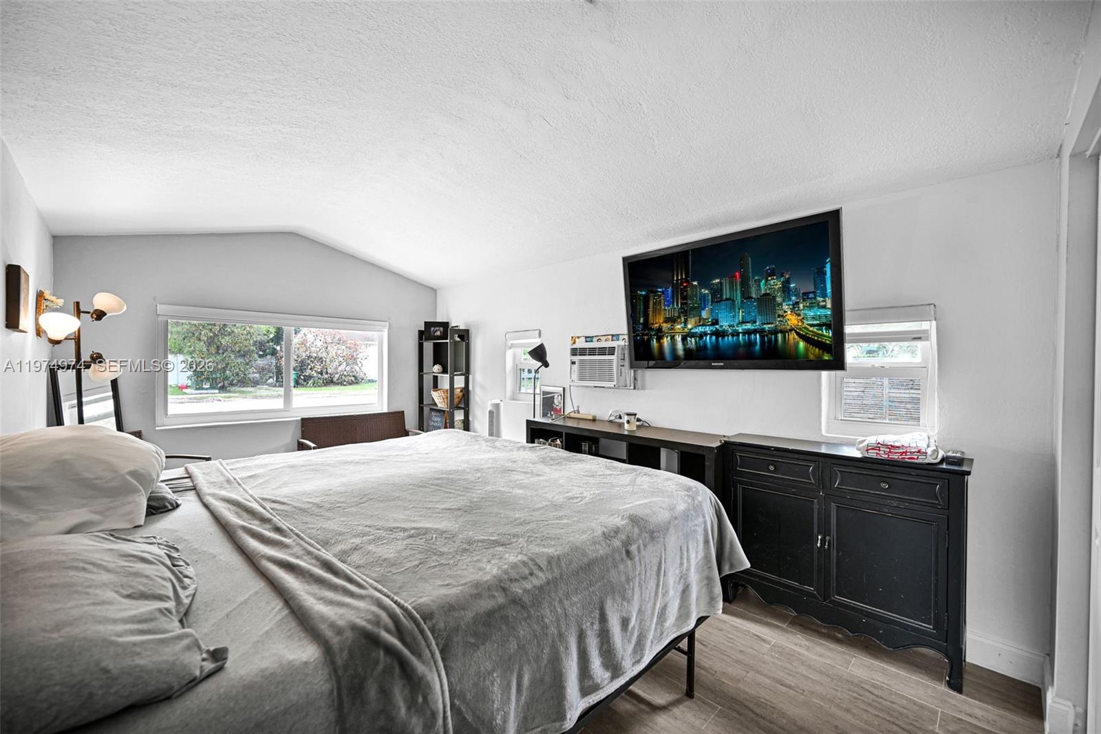 1021 NE 82nd Ter, Miami FL 33138