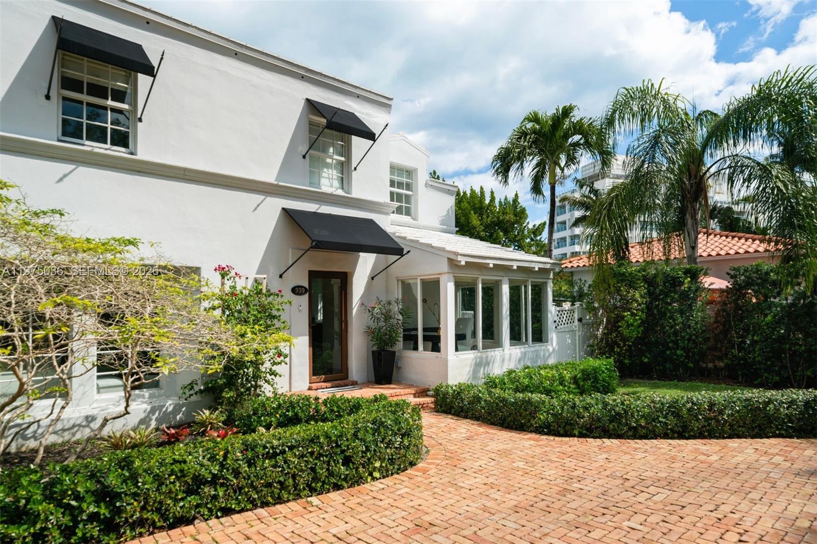 939 W 47th Ct, Miami Beach FL 33140