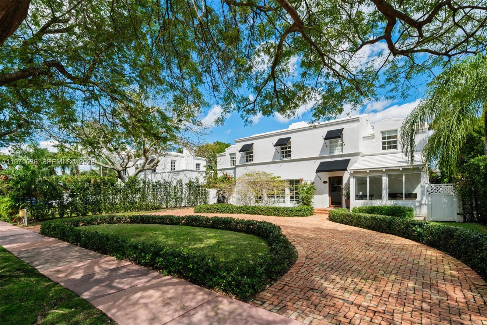 939 W 47th Ct, Miami Beach FL 33140