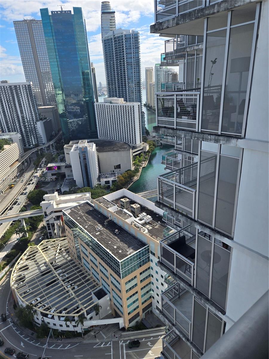 350 S Miami Ave #3507, Miami FL 33130