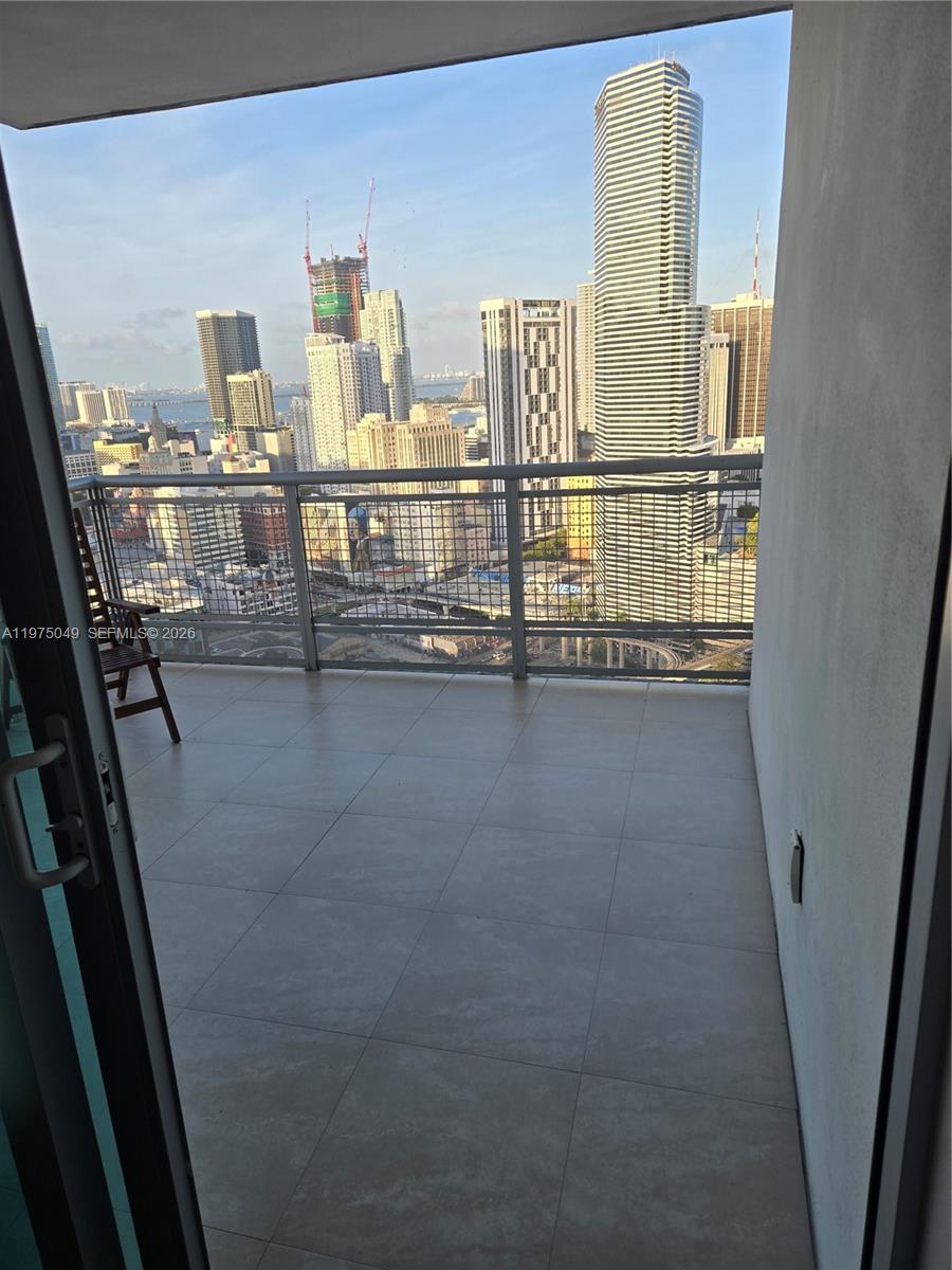 350 S Miami Ave #3507, Miami FL 33130