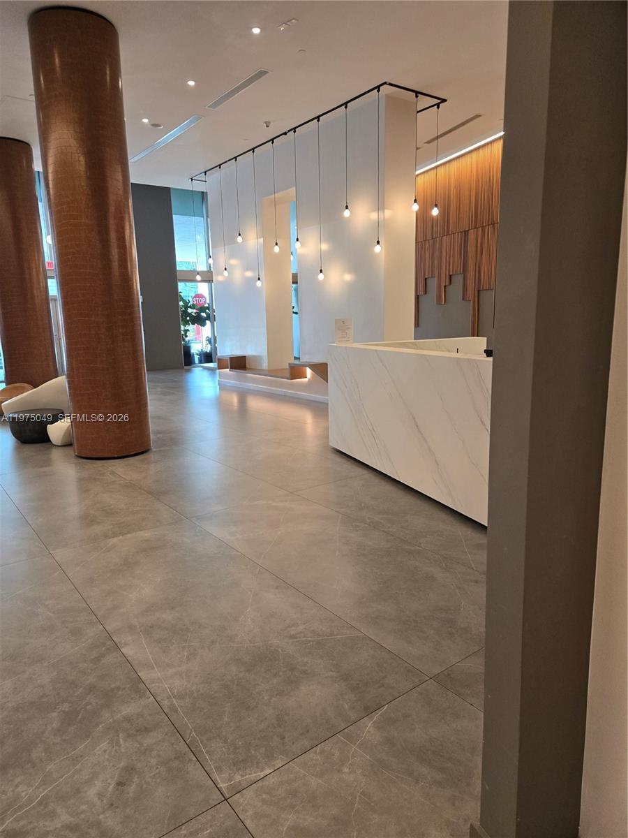 350 S Miami Ave #3507, Miami FL 33130