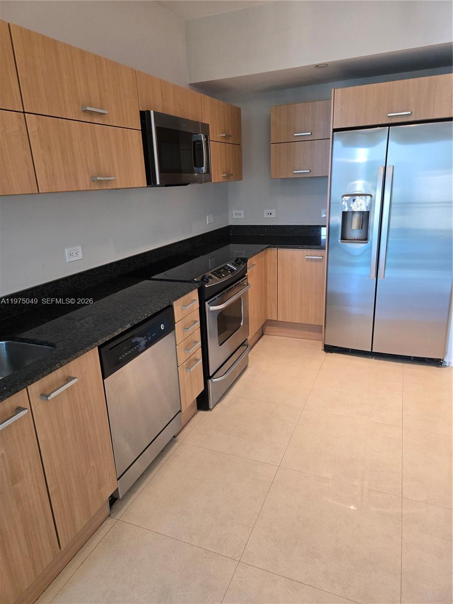 350 S Miami Ave #3507, Miami FL 33130