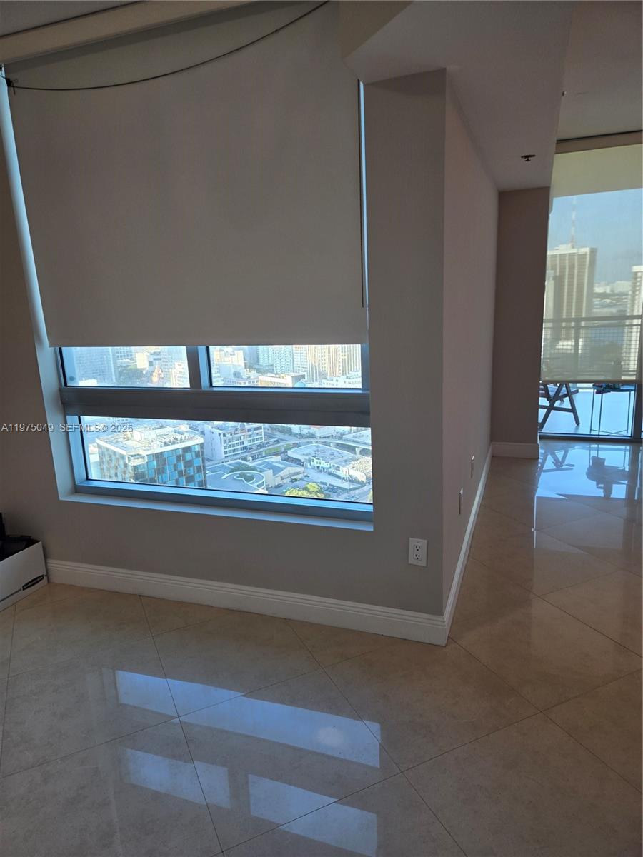 350 S Miami Ave #3507, Miami FL 33130