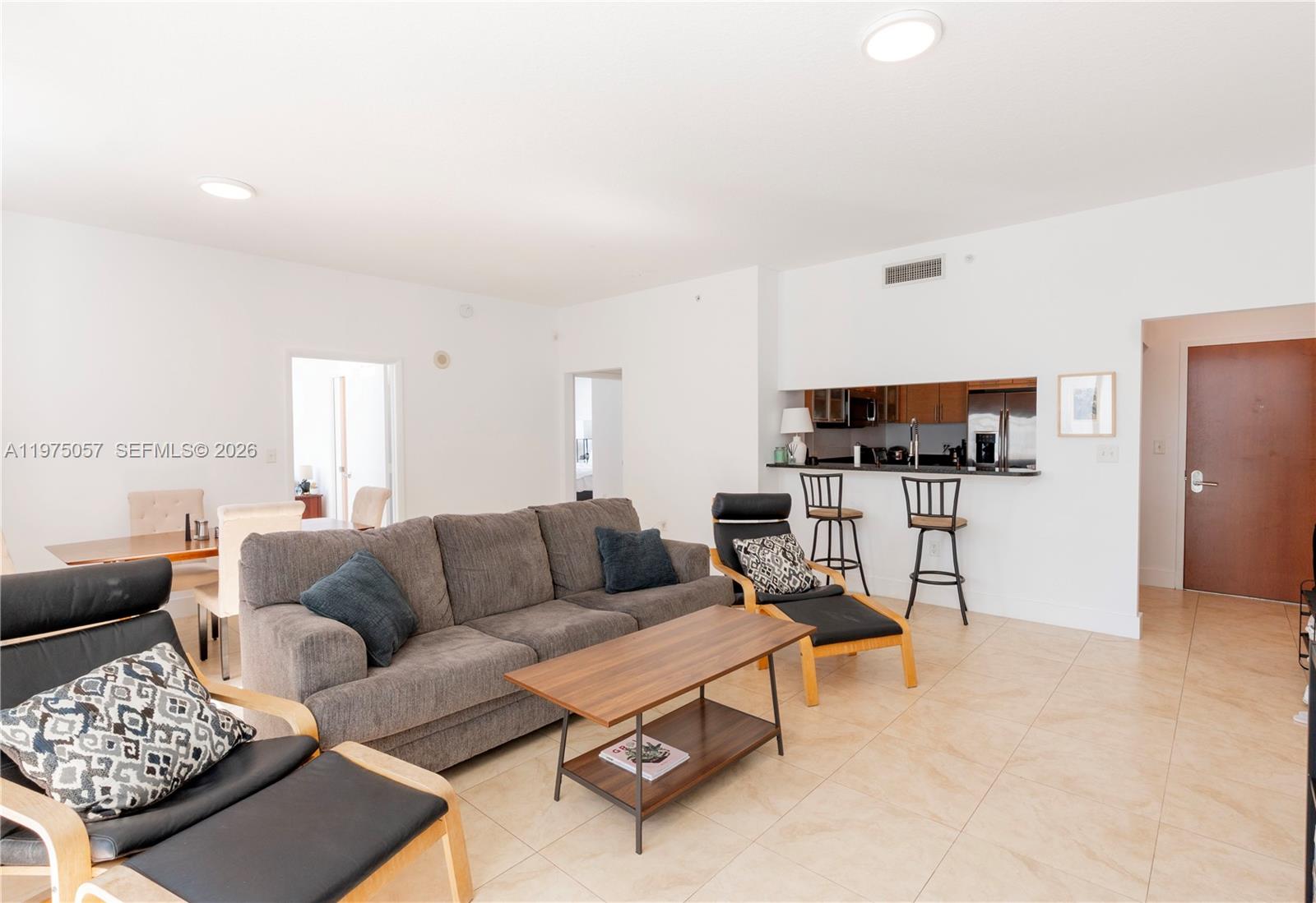 31 SE 5th St #4121, Miami FL 33131