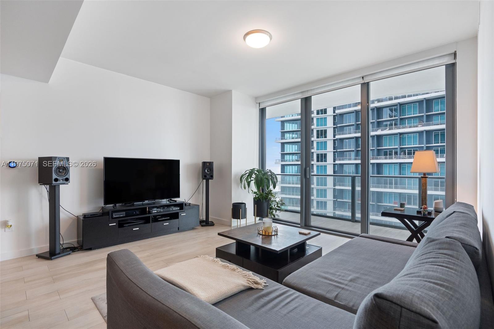 1300 S Miami Ave #2807, Miami FL 33130