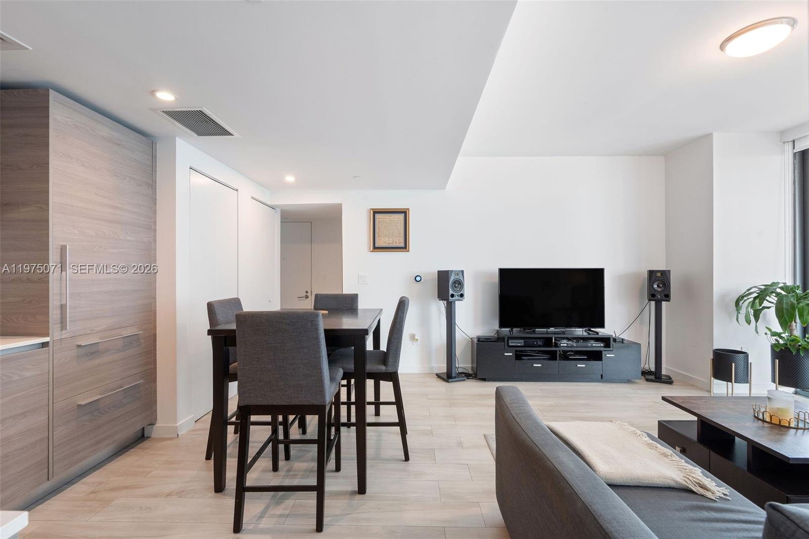 1300 S Miami Ave #2807, Miami FL 33130