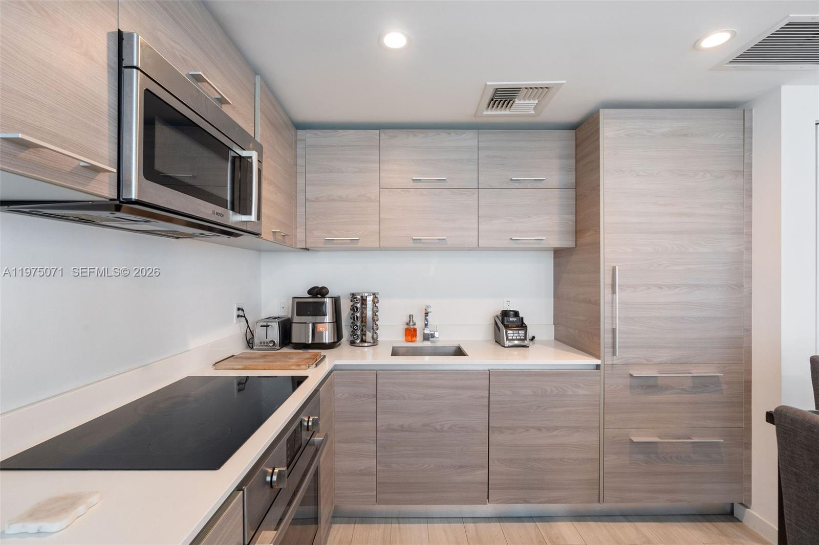 1300 S Miami Ave #2807, Miami FL 33130