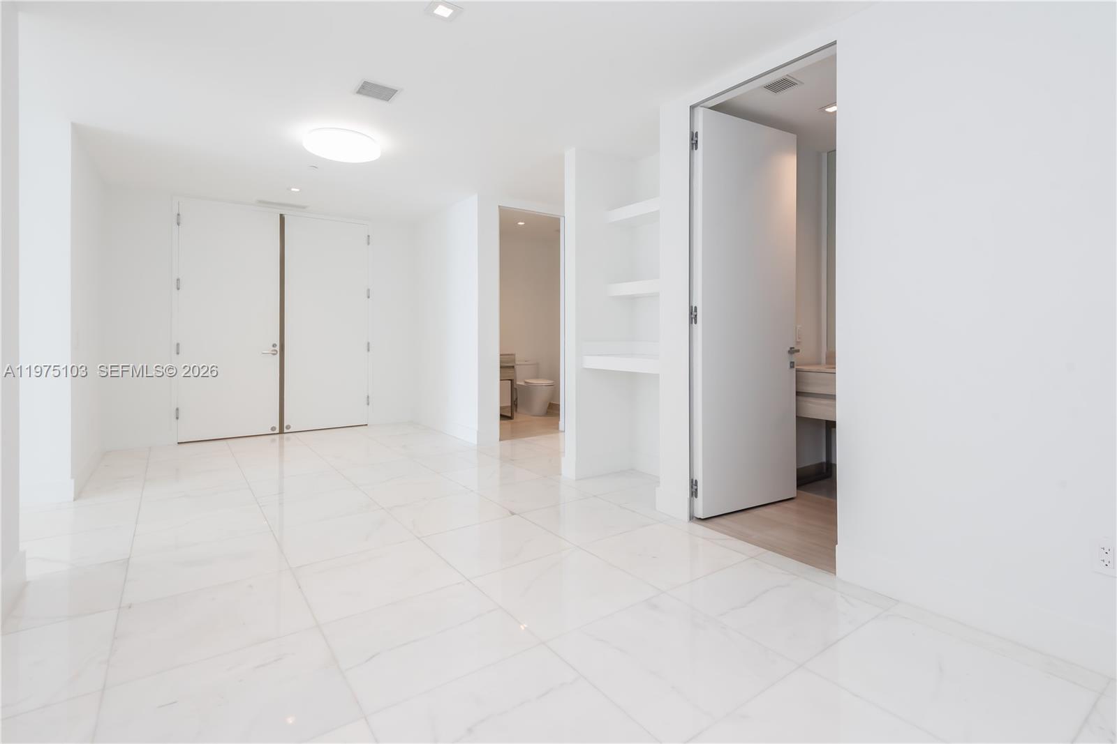18975 Collins Ave #801, Sunny Isles Beach FL 33160