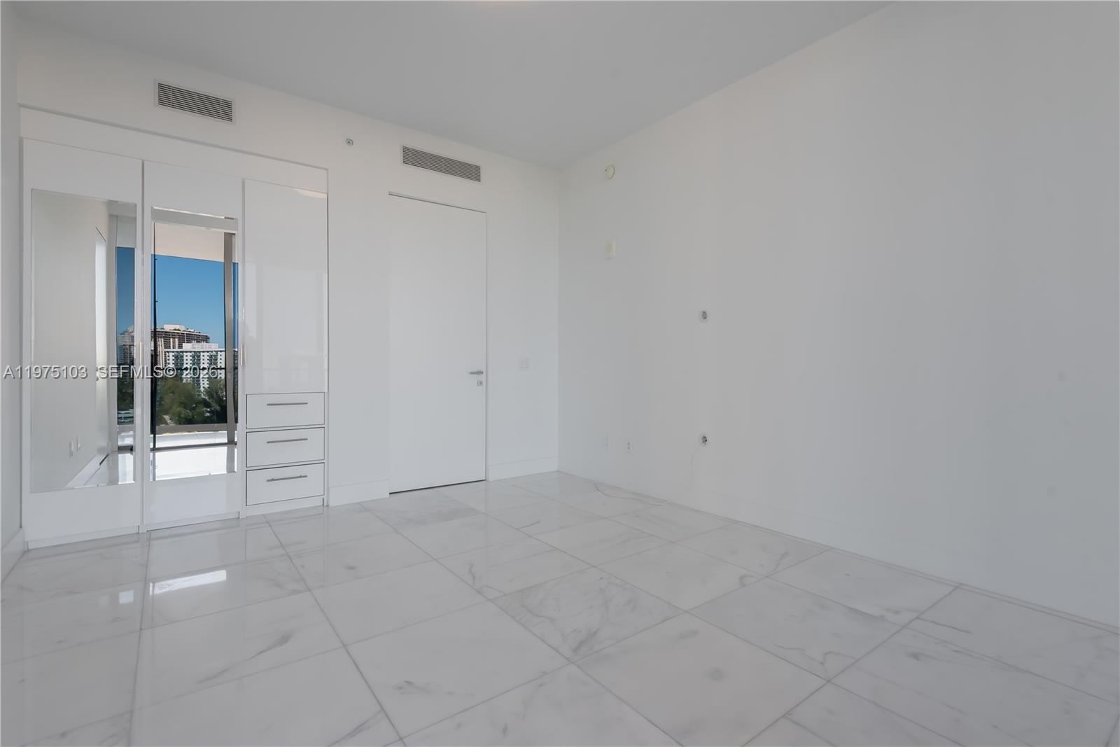 18975 Collins Ave #801, Sunny Isles Beach FL 33160