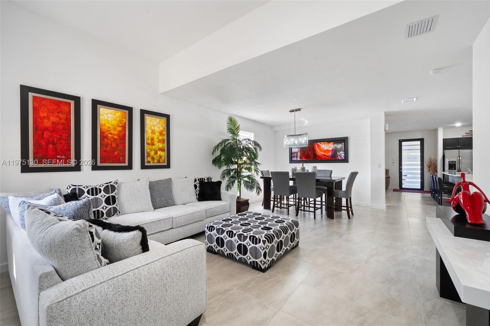 160 SE 23rd Ter, Homestead FL 33033