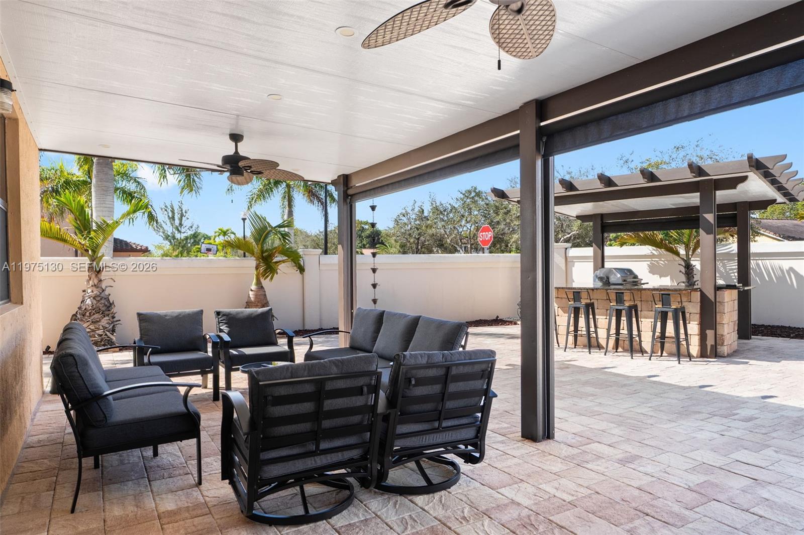 160 SE 23rd Ter, Homestead FL 33033