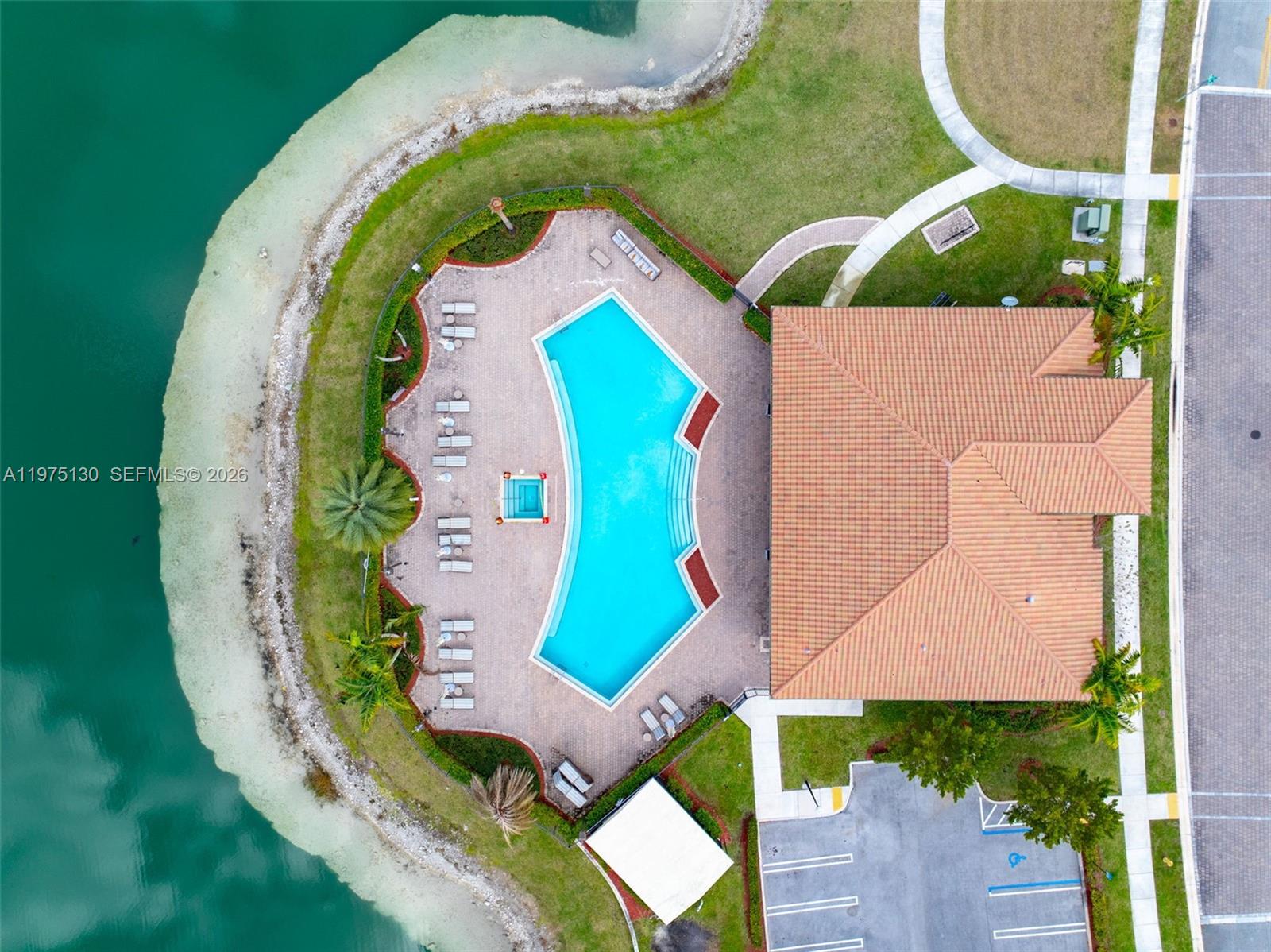 160 SE 23rd Ter, Homestead FL 33033