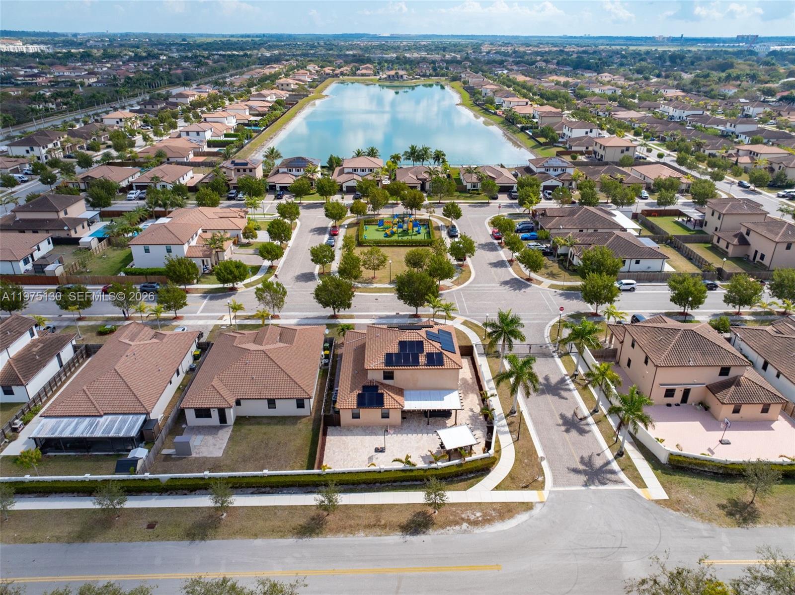 160 SE 23rd Ter, Homestead FL 33033