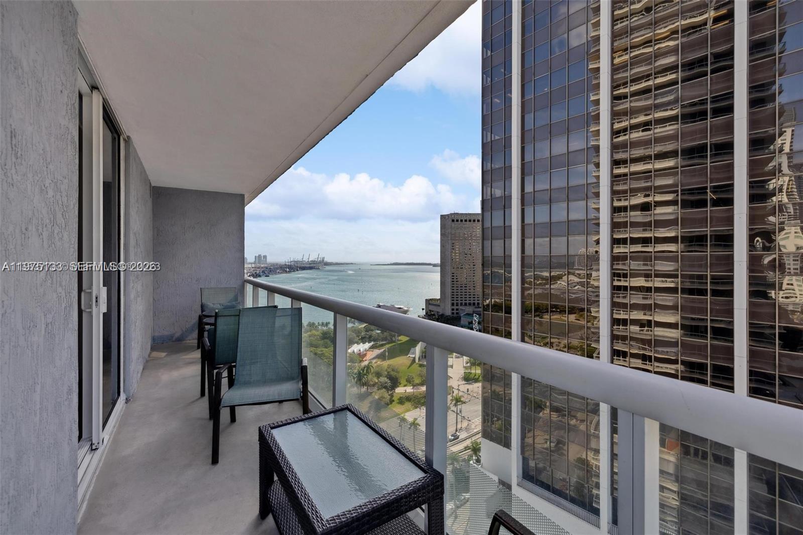 50 Biscayne Blvd #2111, Miami FL 33132