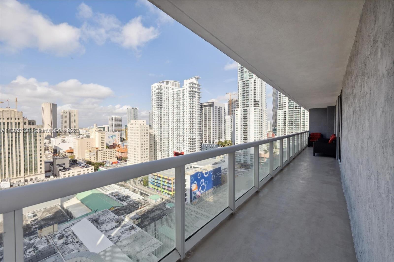 50 Biscayne Blvd #2111, Miami FL 33132