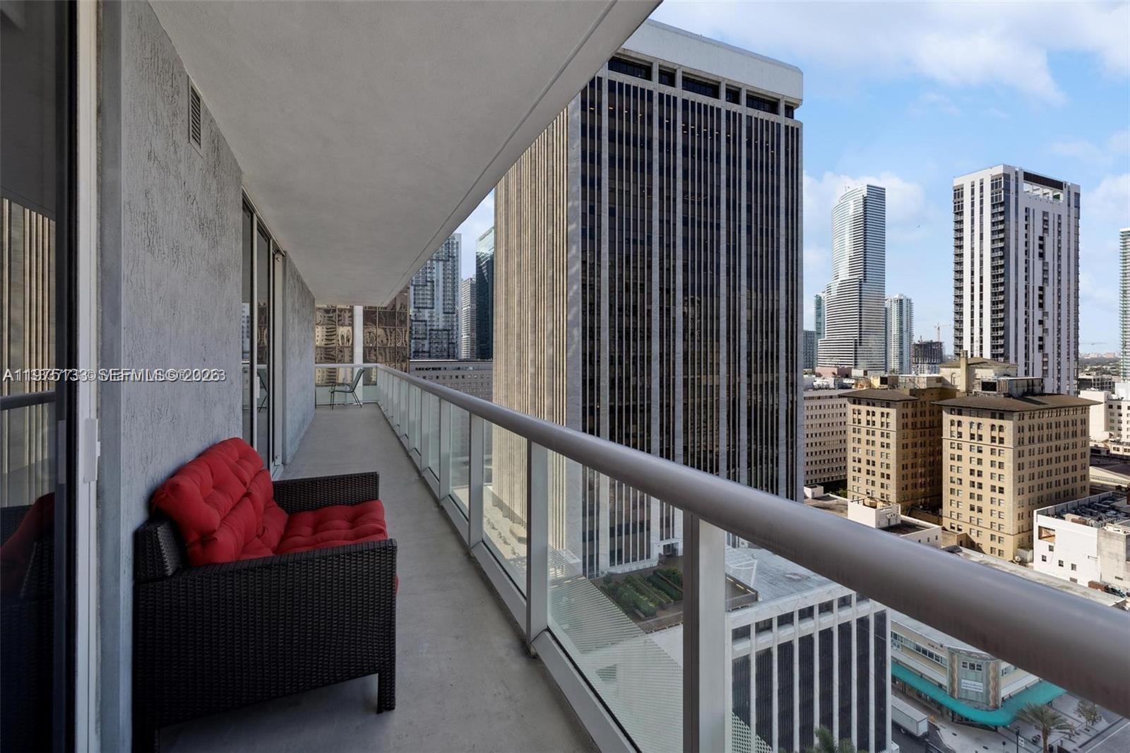50 Biscayne Blvd #2111, Miami FL 33132