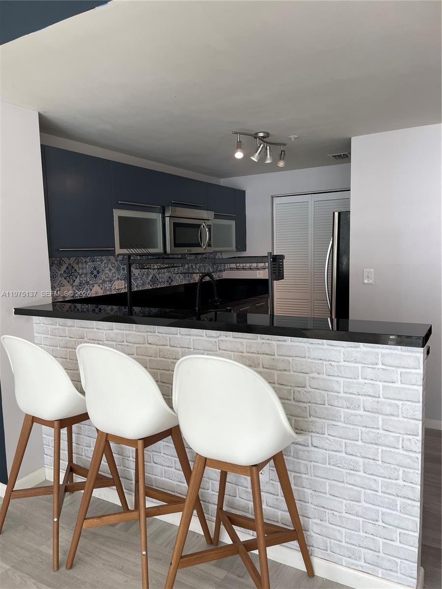 253 NE 2nd St #2304, Miami FL 33132