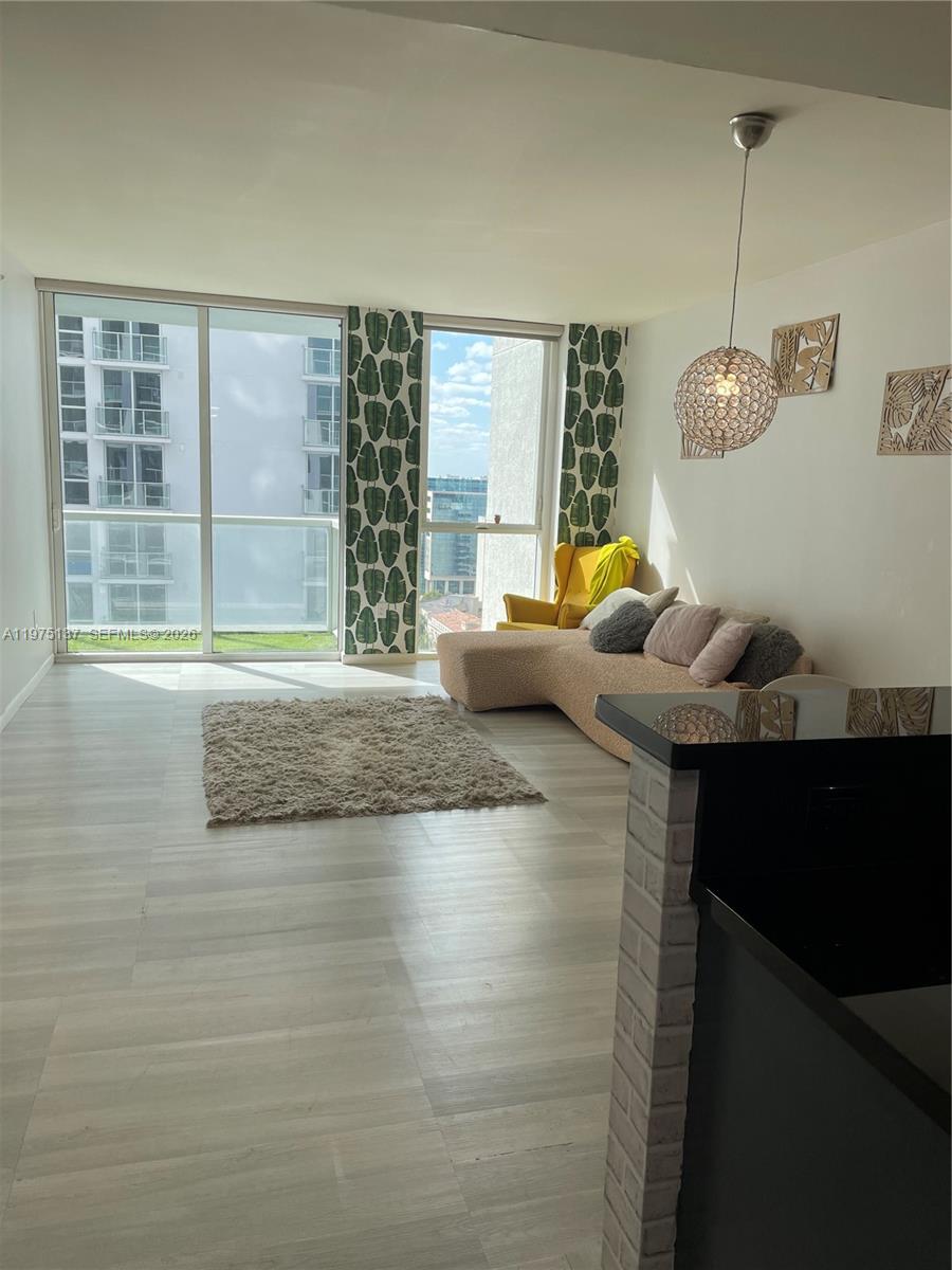 253 NE 2nd St #2304, Miami FL 33132