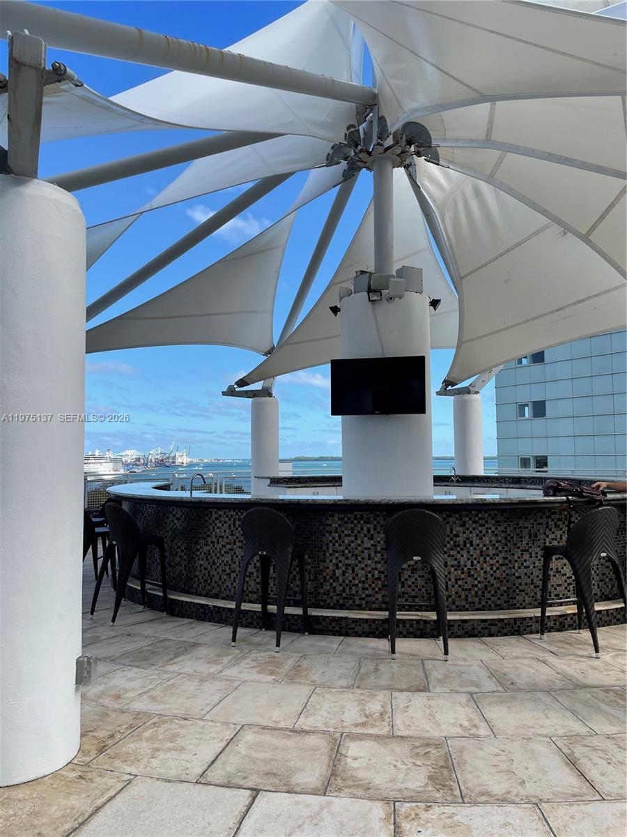 253 NE 2nd St #2304, Miami FL 33132