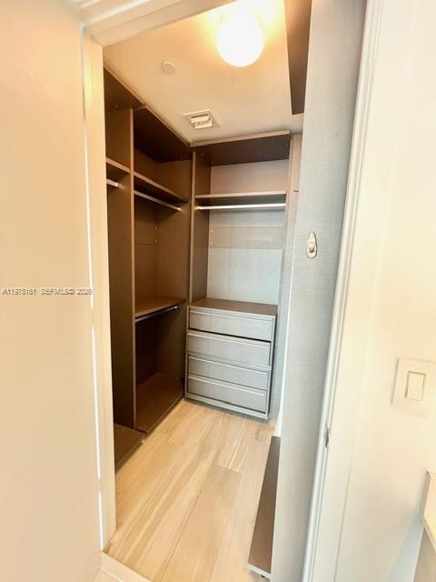460 NE 28 ST #3203, Miami FL 33137