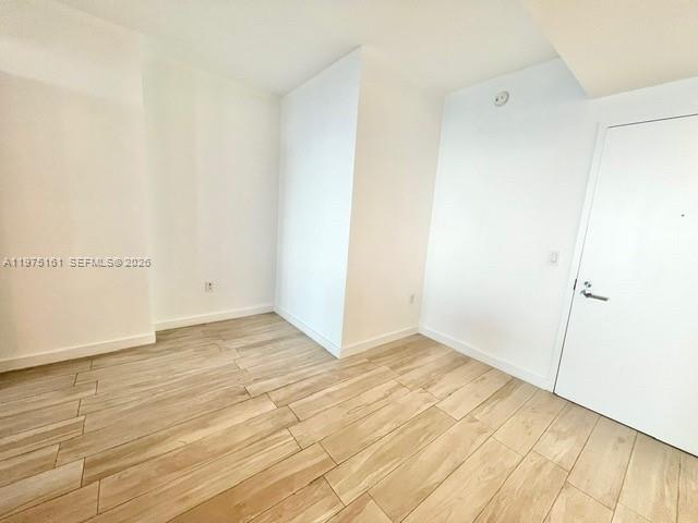 460 NE 28 ST #3203, Miami FL 33137
