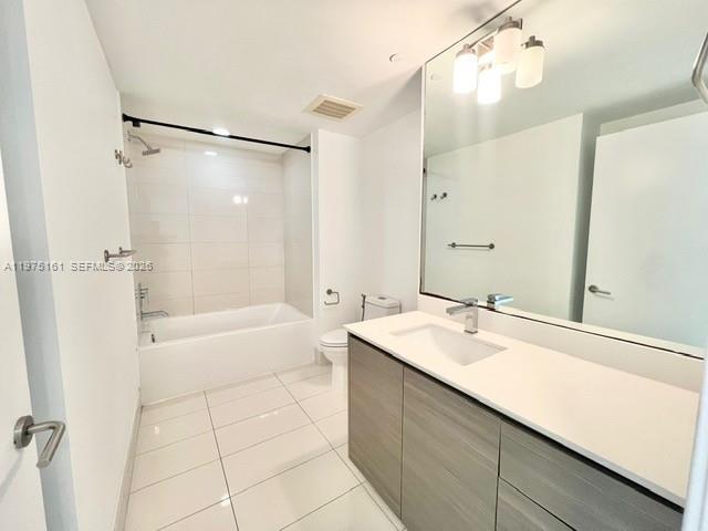 460 NE 28 ST #3203, Miami FL 33137