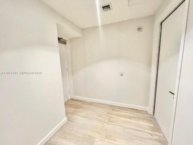 460 NE 28 ST #3203, Miami FL 33137