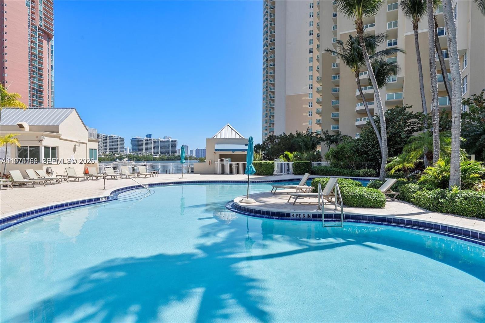 3340 NE 190th St #1105, Aventura FL 33180