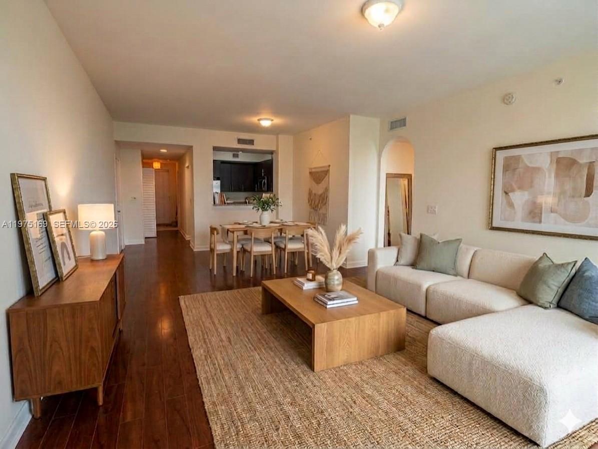 3340 NE 190th St #1105, Aventura FL 33180