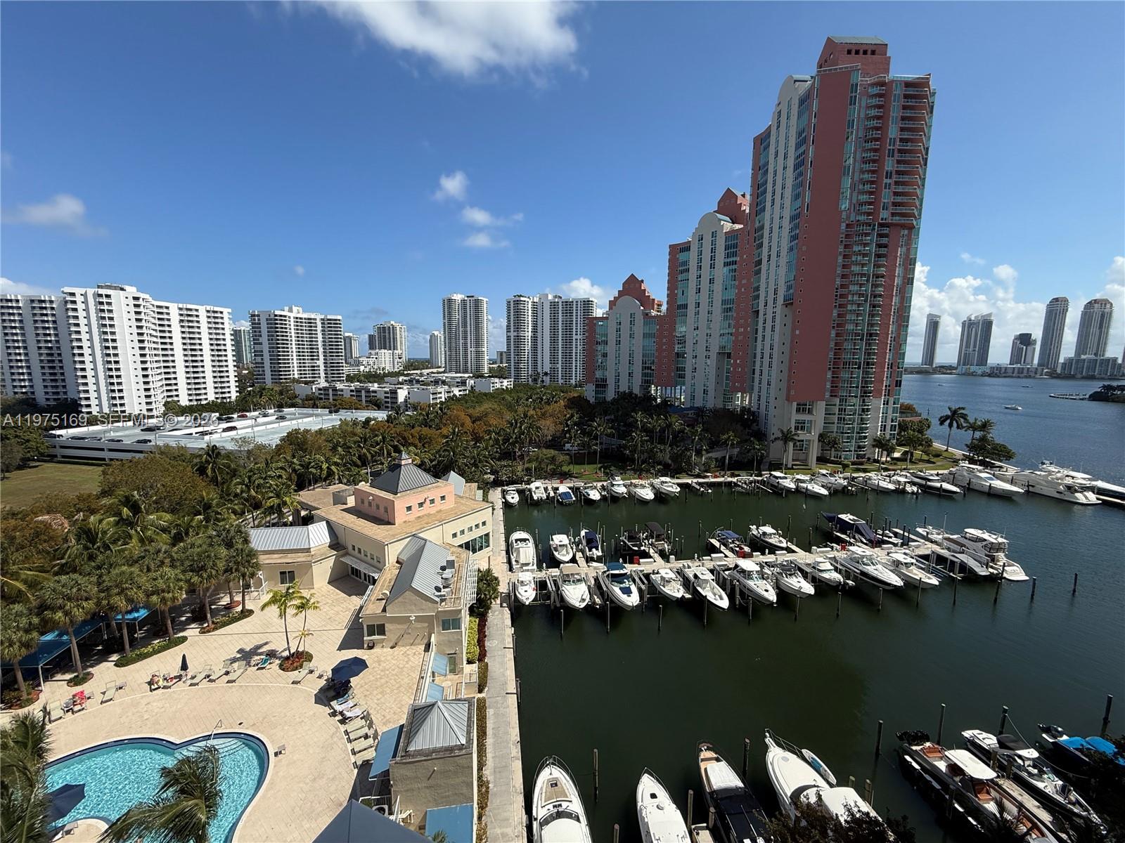 3340 NE 190th St #1105, Aventura FL 33180