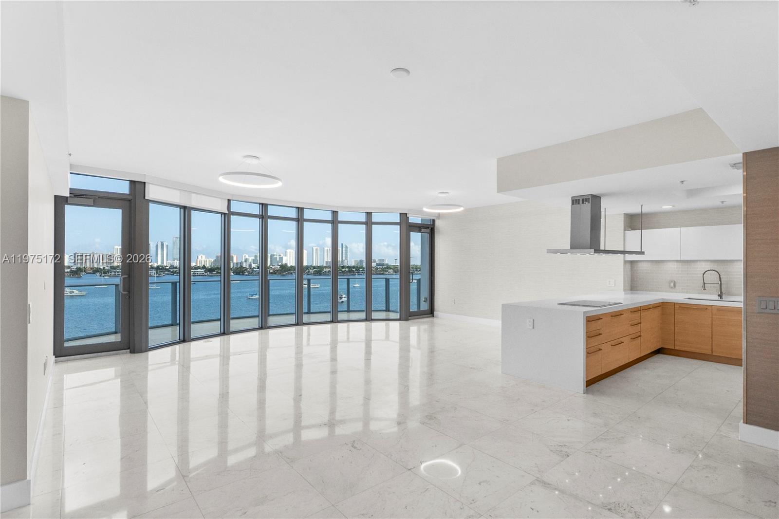 17301 Biscayne Blvd #611, North Miami Beach FL 33160