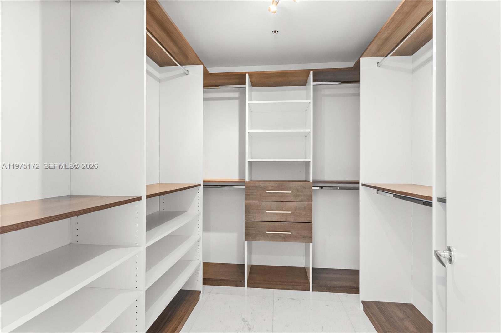 17301 Biscayne Blvd #611, North Miami Beach FL 33160