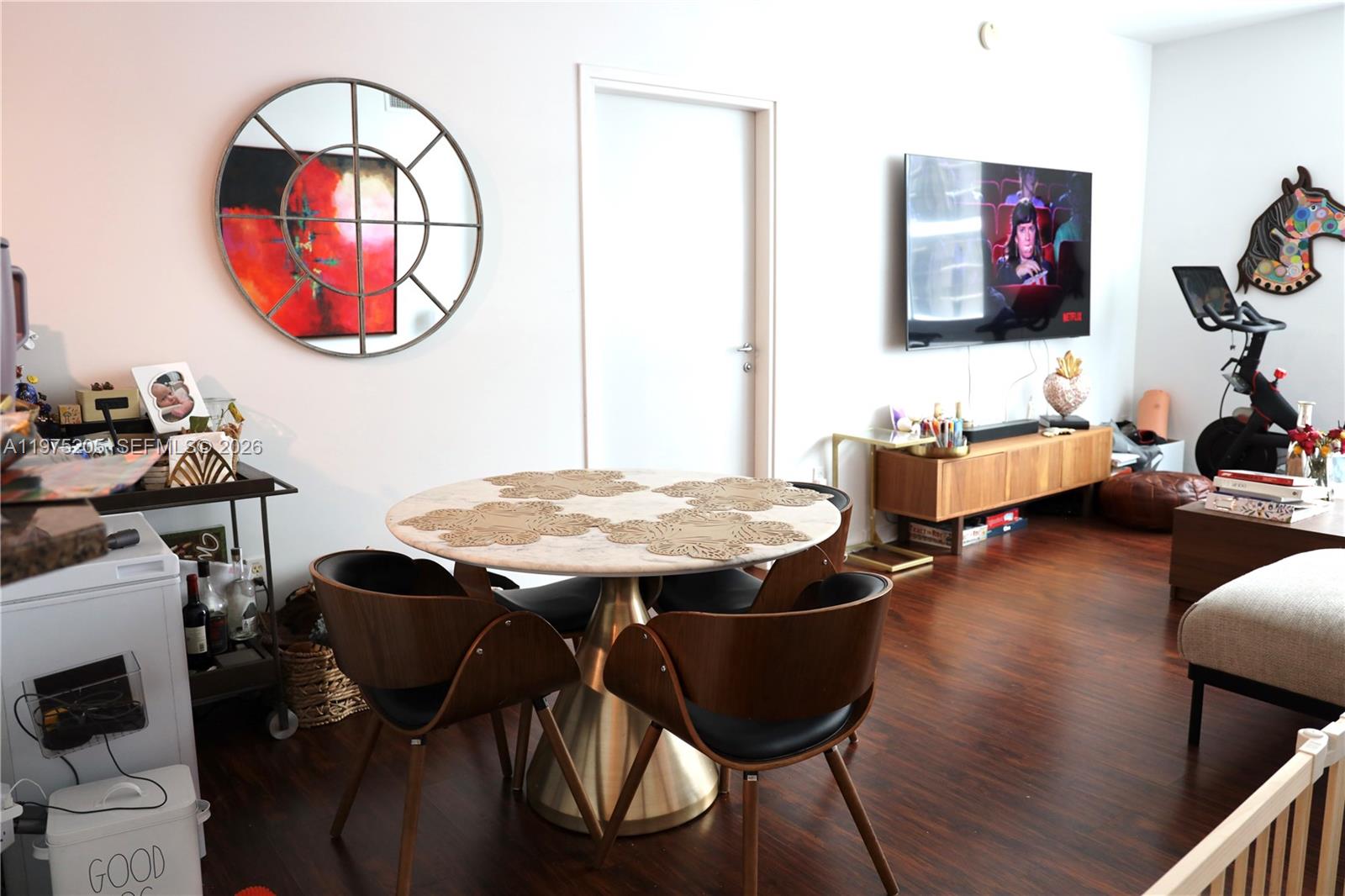 300 S Biscayne Blvd #3504, Miami FL 33131