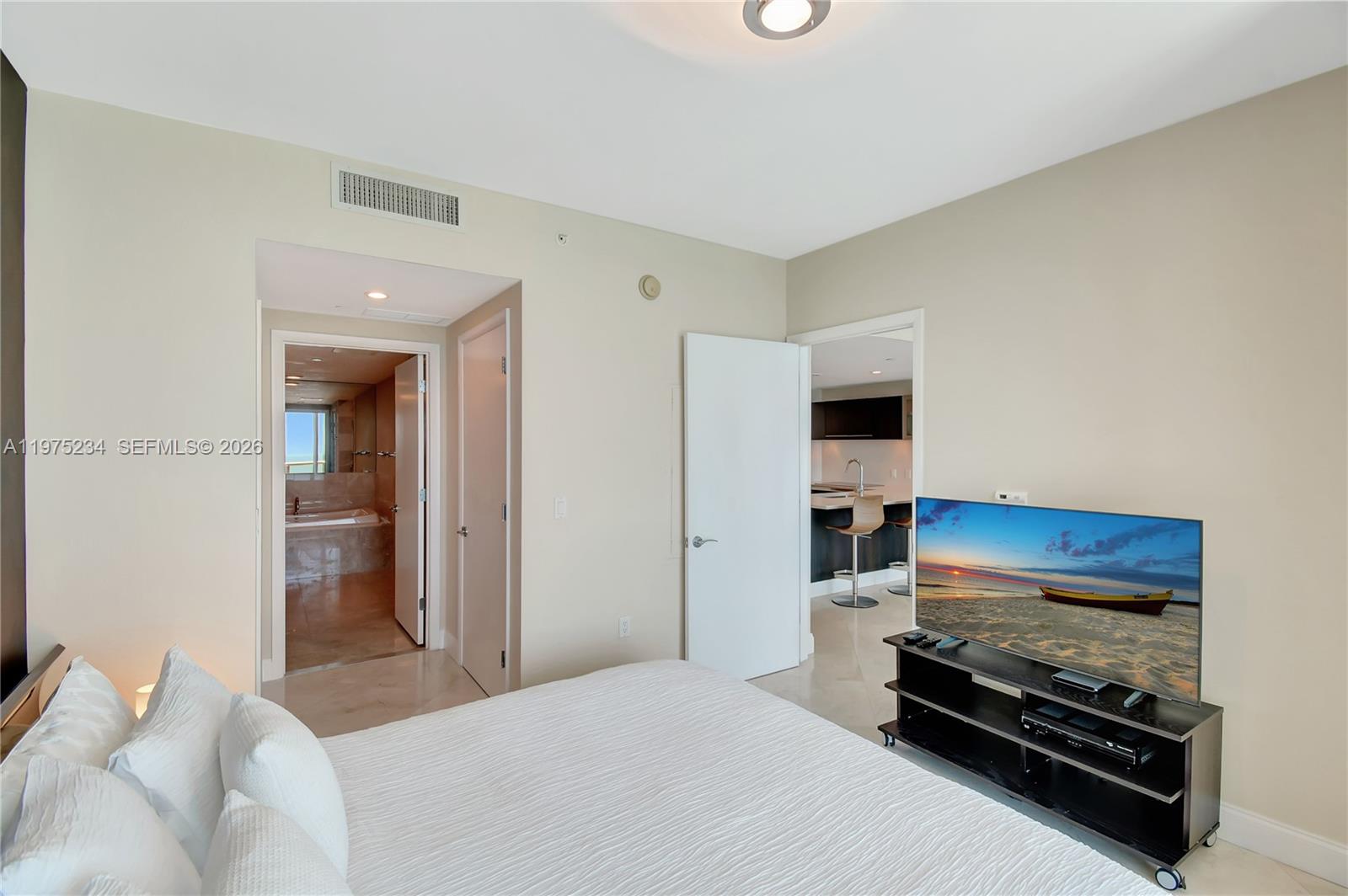17001 Collins Ave #2006, Sunny Isles Beach FL 33160