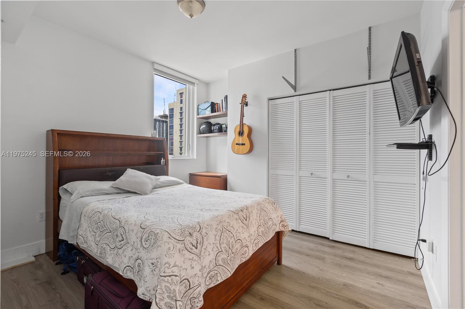 244 Biscayne Blvd #2410, Miami FL 33132