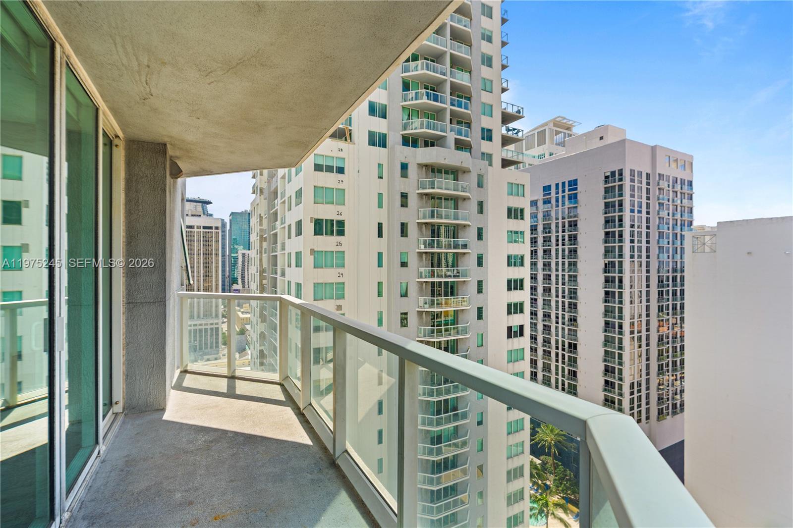 244 Biscayne Blvd #2410, Miami FL 33132