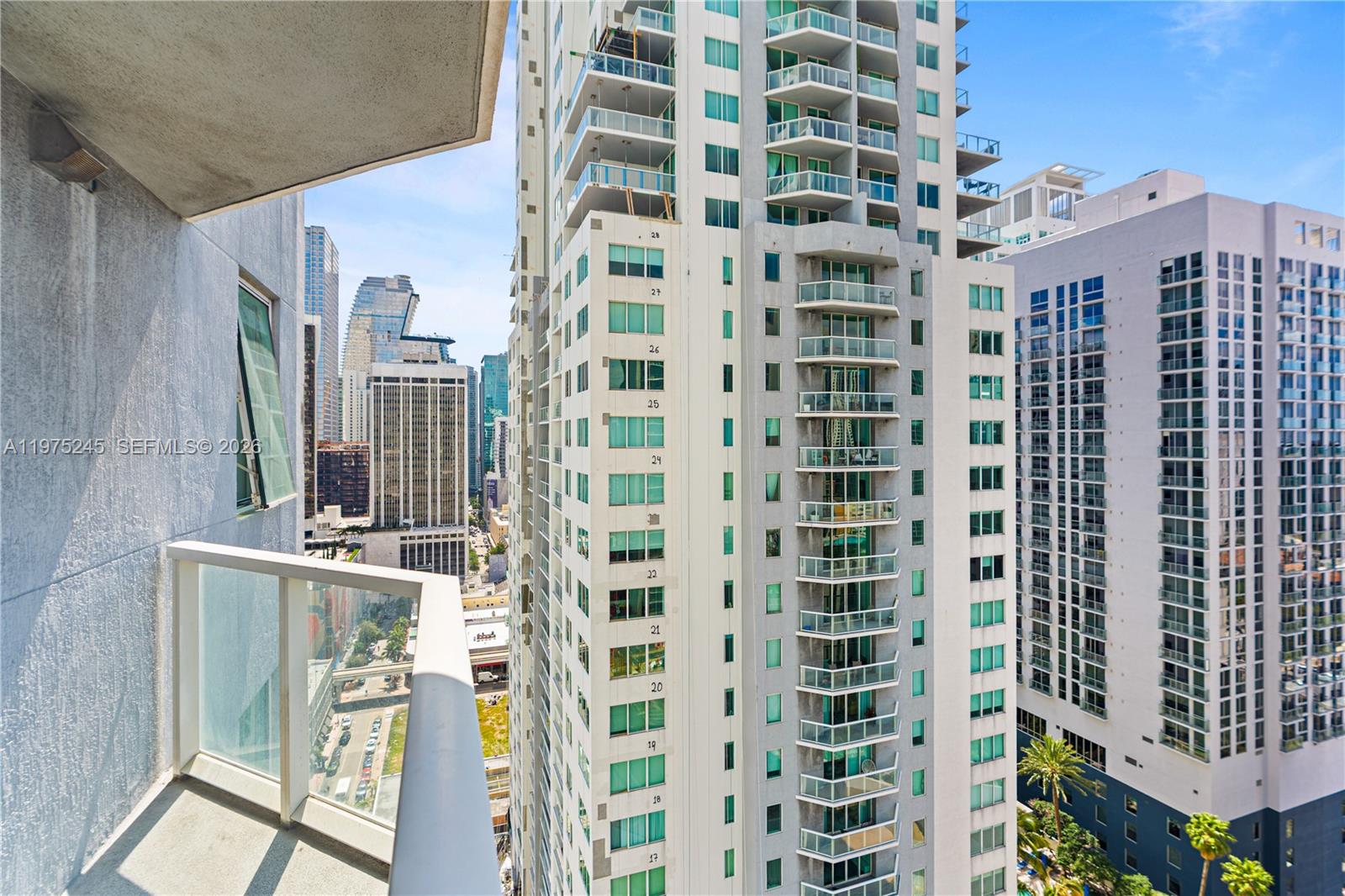 244 Biscayne Blvd #2410, Miami FL 33132