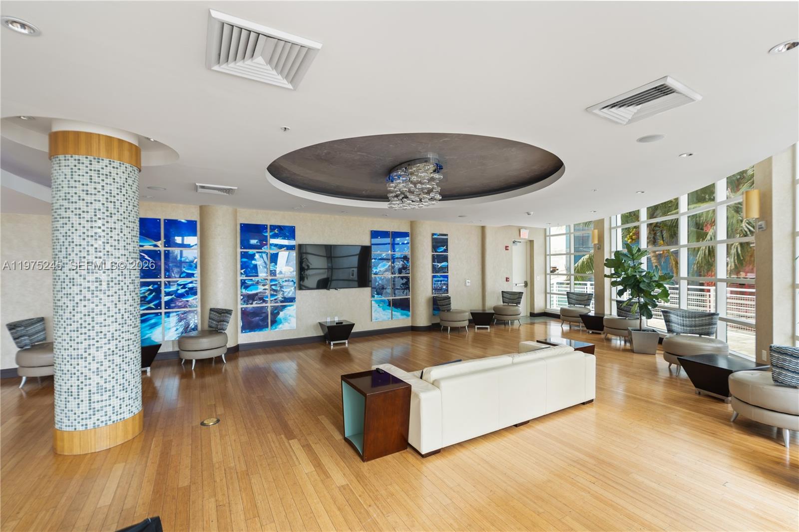 244 Biscayne Blvd #2410, Miami FL 33132