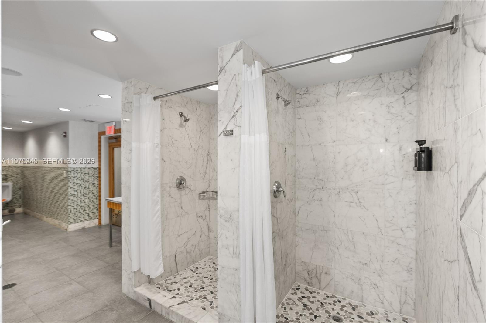 244 Biscayne Blvd #2410, Miami FL 33132